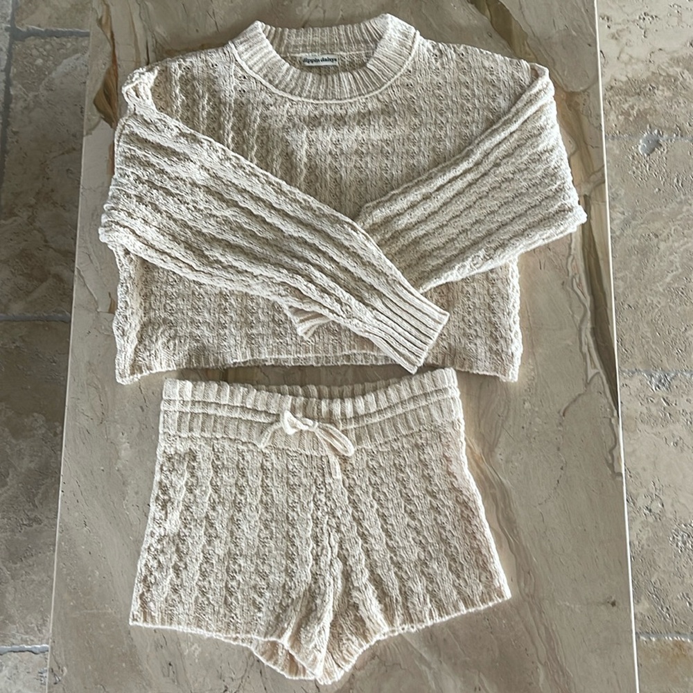Dippin Daisy’s Cable Knit Lounge Set